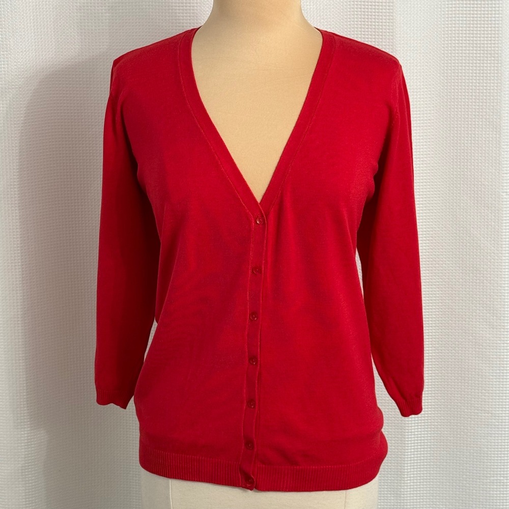 Women Classic 3/4 Length Sleeve V-Neck Fine Knit Cardigan